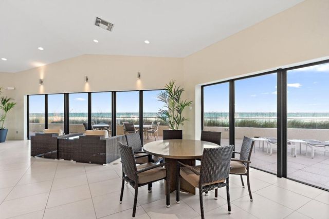 5510 N Ocean Drive 19c, Singer Island, FL 33404