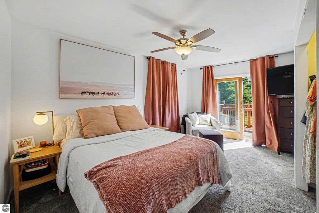 Image 13 of property listing at 7818 N Luce Road, Alma, MI 48801