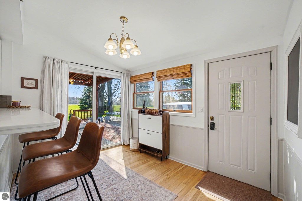 Image 9 of property listing at 7818 N Luce Road, Alma, MI 48801