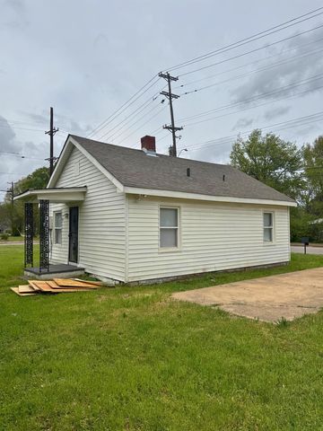 695 MARSH AVE, Memphis, TN 38127