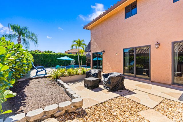 4158 NW 6th Street, Deerfield Beach, FL 33442