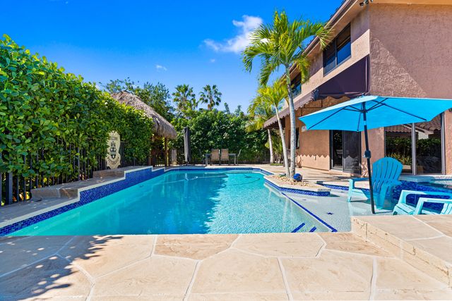 4158 NW 6th Street, Deerfield Beach, FL 33442