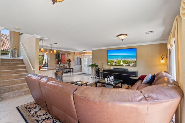 4158 NW 6th Street, Deerfield Beach, FL 33442