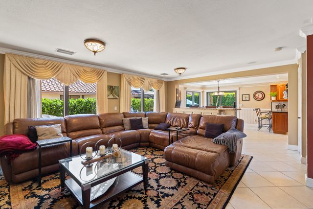 4158 NW 6th Street, Deerfield Beach, FL 33442