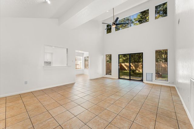 33 Crystal Lake Lane, The Woodlands, TX 77380