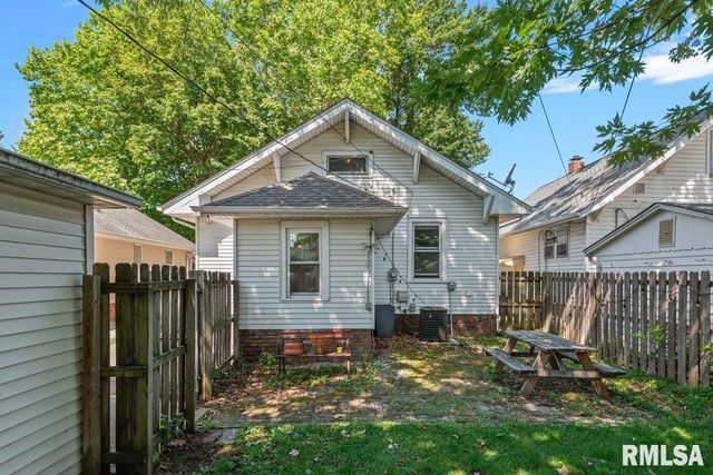 804 S COLUMBIA Avenue, Springfield, IL 62704
