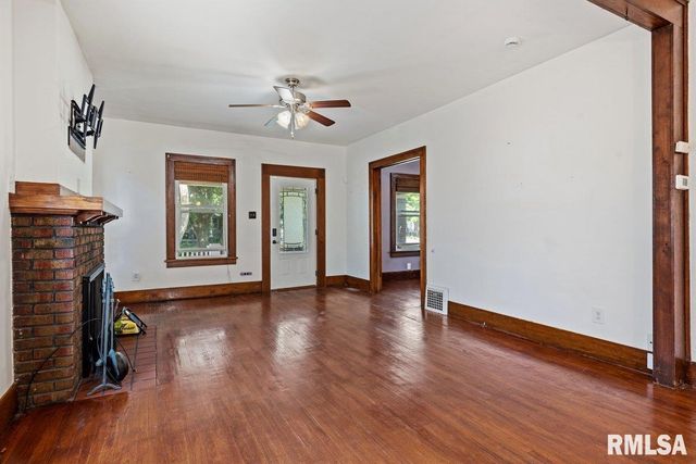 804 S COLUMBIA Avenue, Springfield, IL 62704