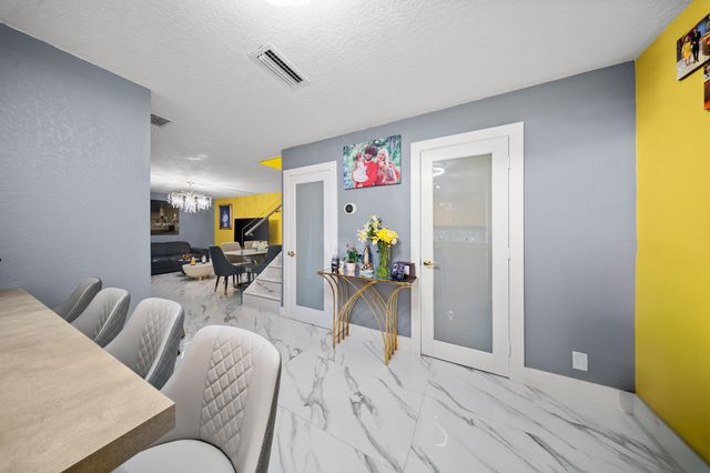 1524 Forest Lakes Circle, West Palm Beach, FL 33406