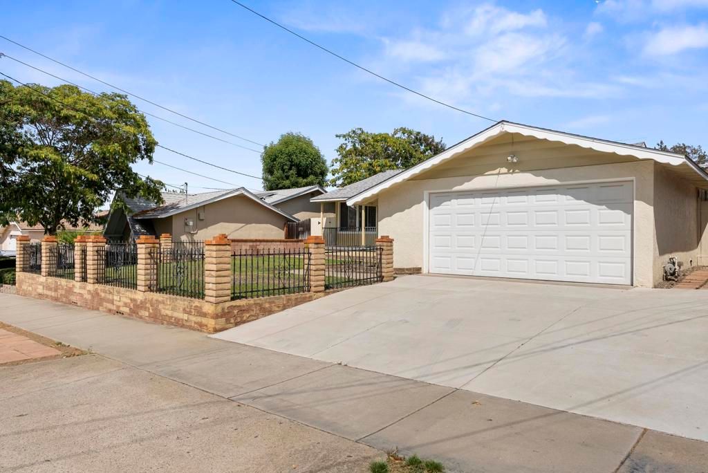 1039 Alveda Ave, El Cajon, CA 92019 — photo 2