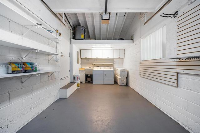 1790 Wa Kee Na Dr, Miami, FL 33133