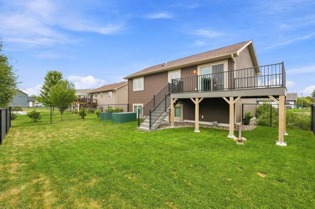 2237 Pioneer Trail, New Richmond, WI 54017