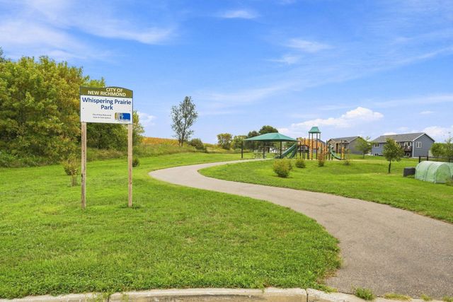 2237 Pioneer Trail, New Richmond, WI 54017