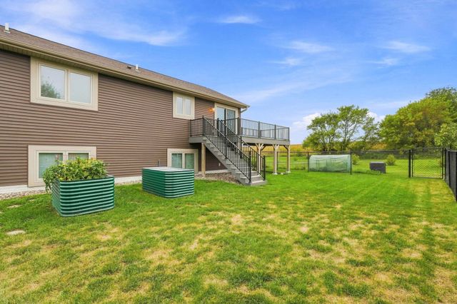 2237 Pioneer Trail, New Richmond, WI 54017