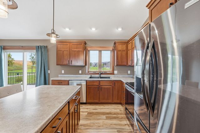 2237 Pioneer Trail, New Richmond, WI 54017