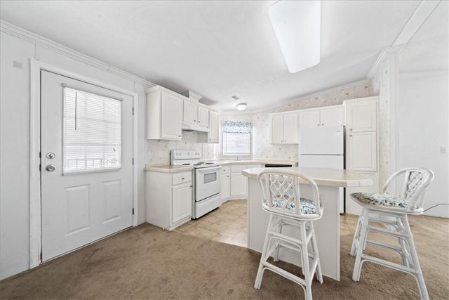 641 Hyacinth Circle, Barefoot Bay, FL 32976