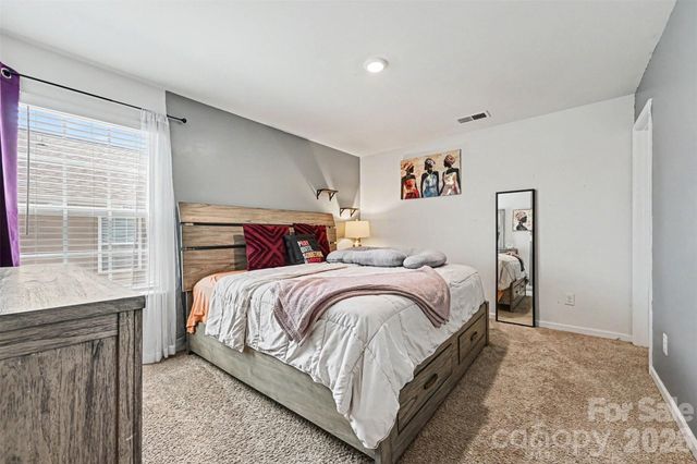 7596 Nolen Farm Drive, Gastonia, NC 28056