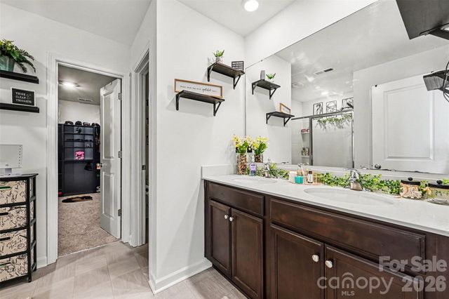 7596 Nolen Farm Drive, Gastonia, NC 28056