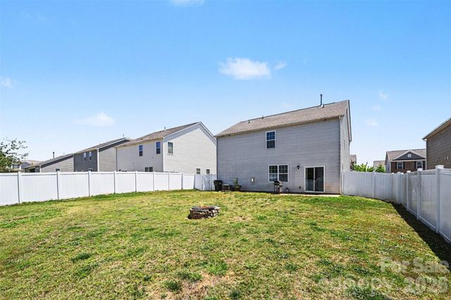 7596 Nolen Farm Drive, Gastonia, NC 28056
