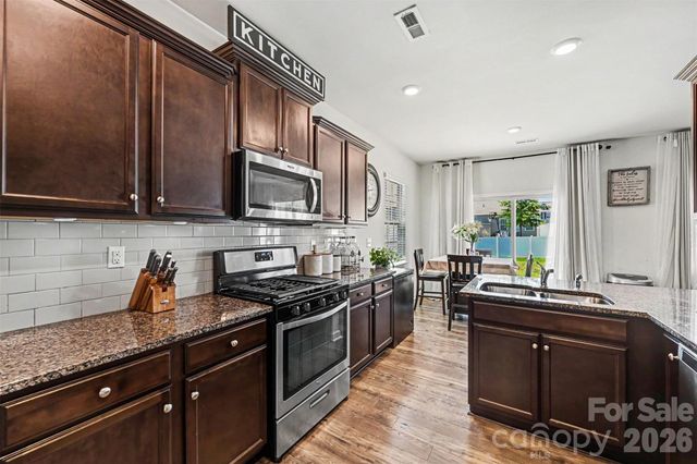 7596 Nolen Farm Drive, Gastonia, NC 28056