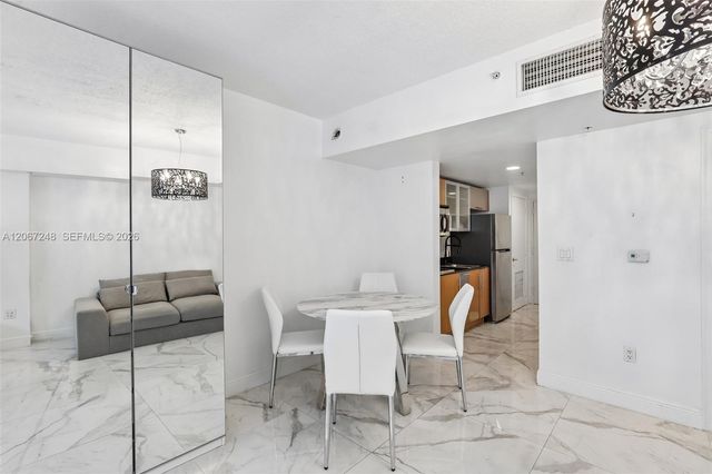 1750 N Bayshore Drive 3207, Miami, FL 33132