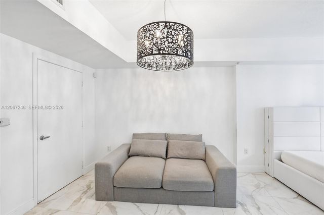 1750 N Bayshore Drive 3207, Miami, FL 33132