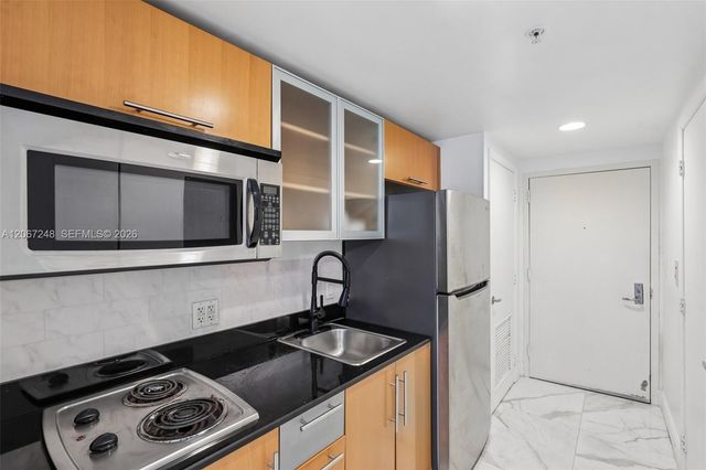 1750 N Bayshore Drive 3207, Miami, FL 33132