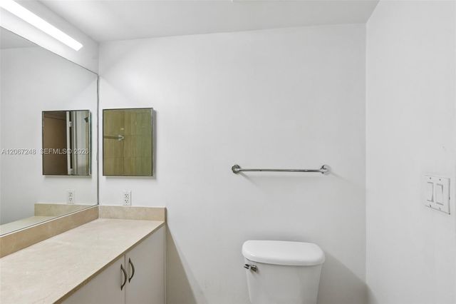 1750 N Bayshore Drive 3207, Miami, FL 33132