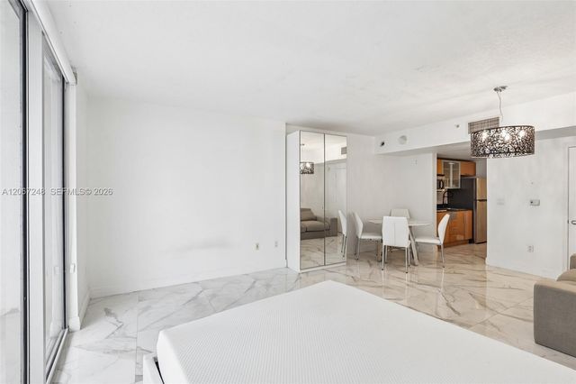 1750 N Bayshore Drive 3207, Miami, FL 33132