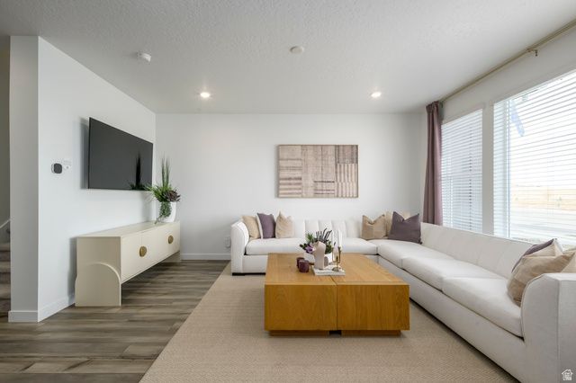 7529 S TOPAZ SKY LN, West Jordan, UT 84081