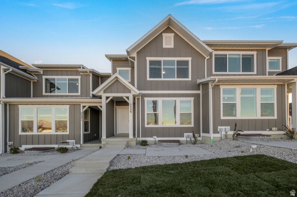 7529 S TOPAZ SKY LN, West Jordan, UT 84081