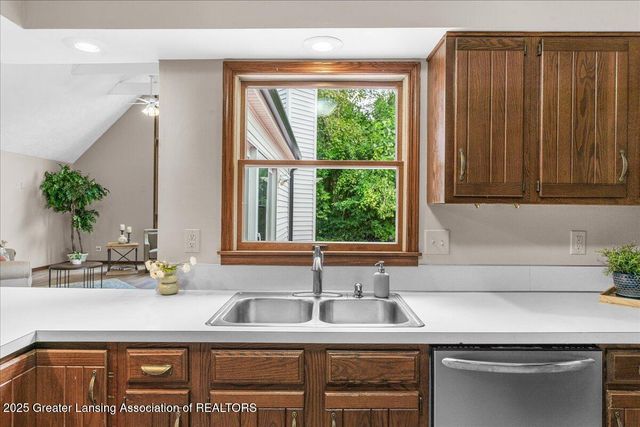 4870 Westgate Circle, Holt, MI 48842