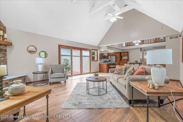 4870 Westgate Circle, Holt, MI 48842