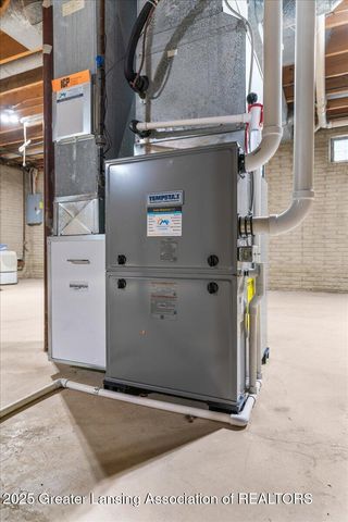 4870 Westgate Circle, Holt, MI 48842