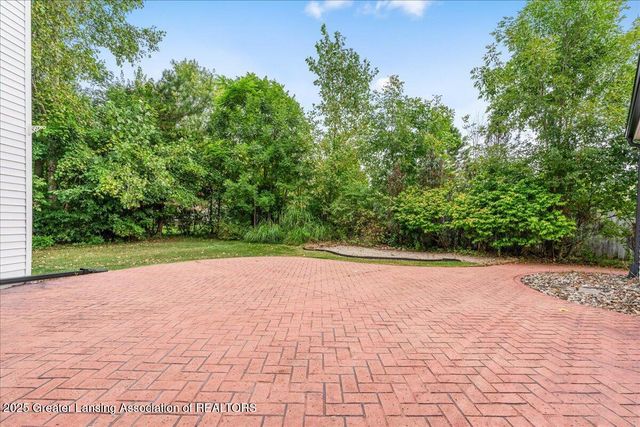 4870 Westgate Circle, Holt, MI 48842