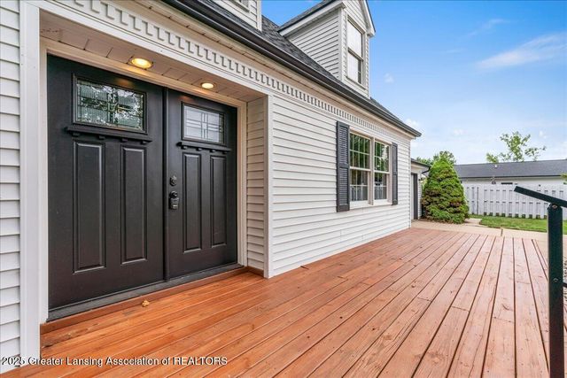 4870 Westgate Circle, Holt, MI 48842