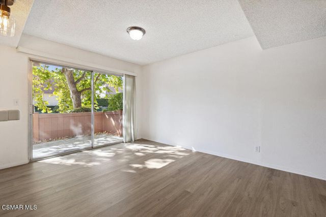 27401 Country Glen Road, Agoura Hills, CA 91301