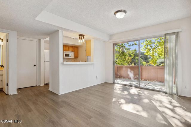 27401 Country Glen Road, Agoura Hills, CA 91301
