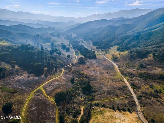 27401 Country Glen Road, Agoura Hills, CA 91301