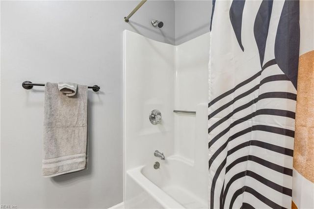 89 Deer Run TRL, Newport News, VA 23602