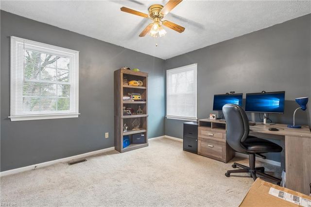 89 Deer Run TRL, Newport News, VA 23602