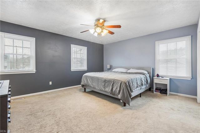 89 Deer Run TRL, Newport News, VA 23602