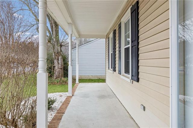 89 Deer Run TRL, Newport News, VA 23602