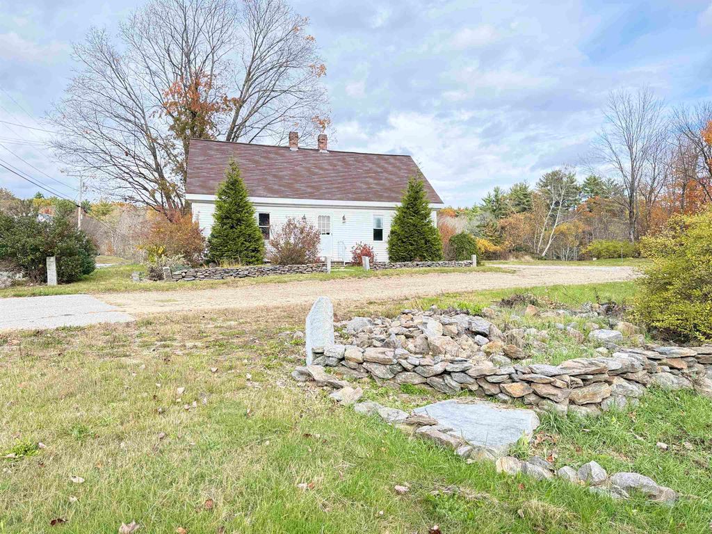 8 Bow Lake Road, Northwood, NH 03261