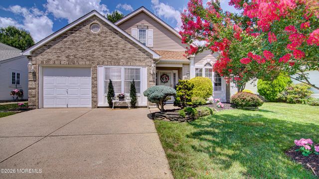 22 Portebello Road, Jackson, NJ 08527