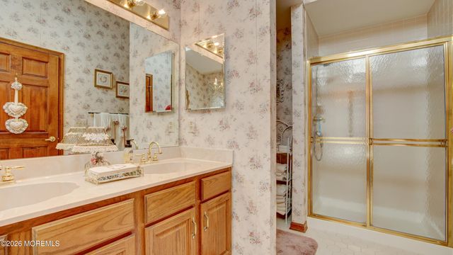 22 Portebello Road, Jackson, NJ 08527
