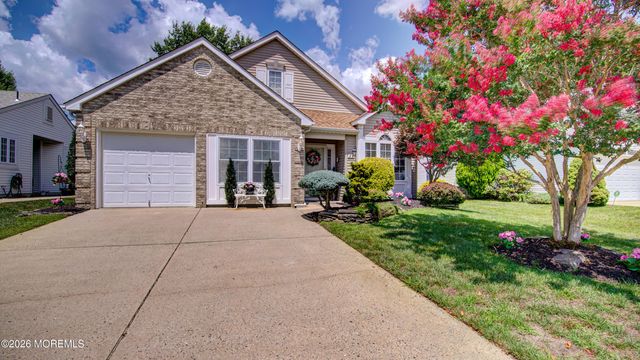 22 Portebello Road, Jackson, NJ 08527