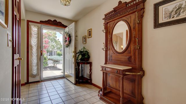 22 Portebello Road, Jackson, NJ 08527