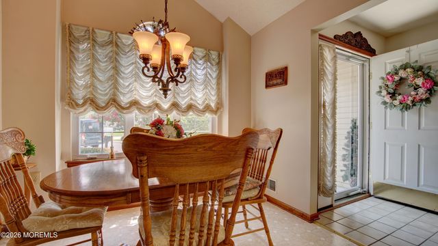 22 Portebello Road, Jackson, NJ 08527
