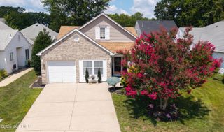 22 Portebello Road, Jackson, NJ 08527
