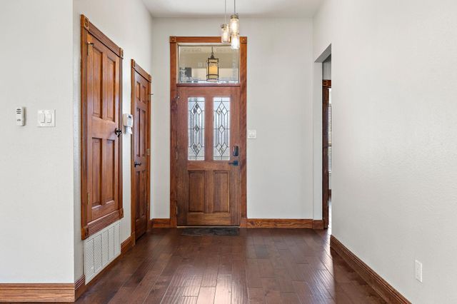 9408 Doliver DR, Austin, TX 78748